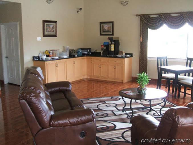 Scottish Inns & Suites Timber Creek, Houston, Tx バーカー インテリア 写真